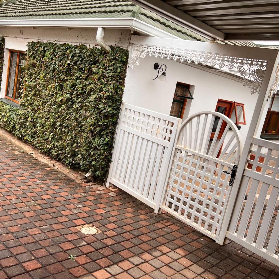 Peaceful@Swansea In Rosebank-Parkwood Apartment Johannesburg Exterior photo